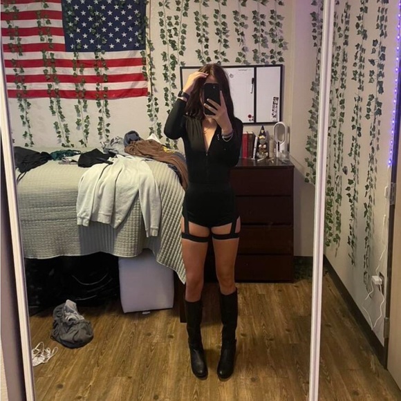 Halloween Women Police Role Play + Leg Garter Belt Costume Set - Picture 2 of 6